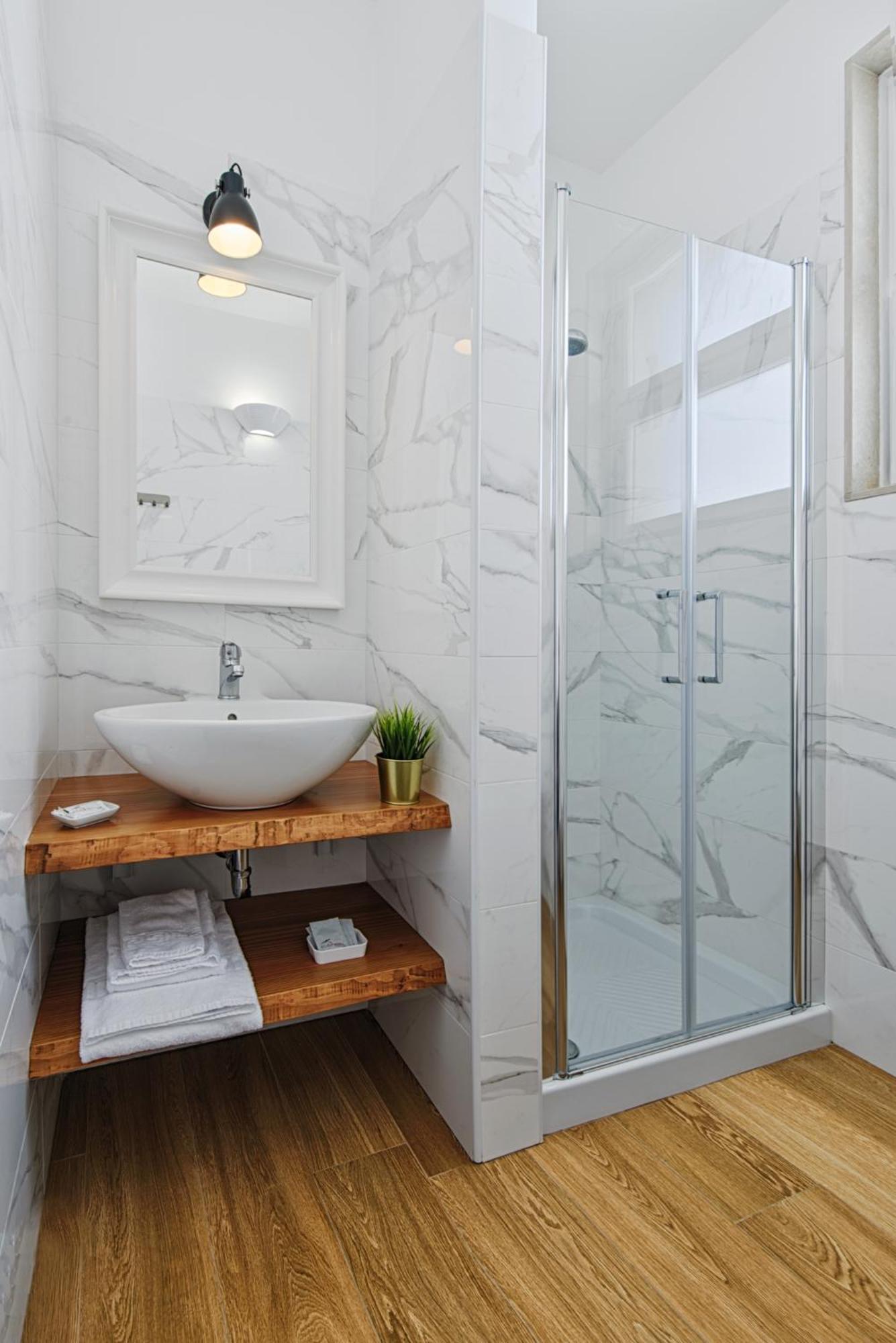 Luxattico Bed & Breakfast Lecce Bagian luar foto